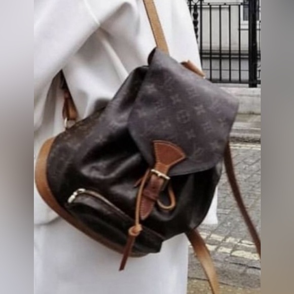 ❤️🔥BACKPACK❤️🔥Louis Vuitton Montsouris MM backpack - Picture 3 of 13